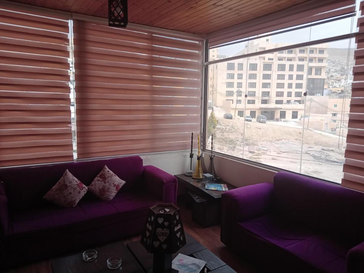 וואדי מוסא Petra Cabin Roof Top Hostel מראה חיצוני תמונה